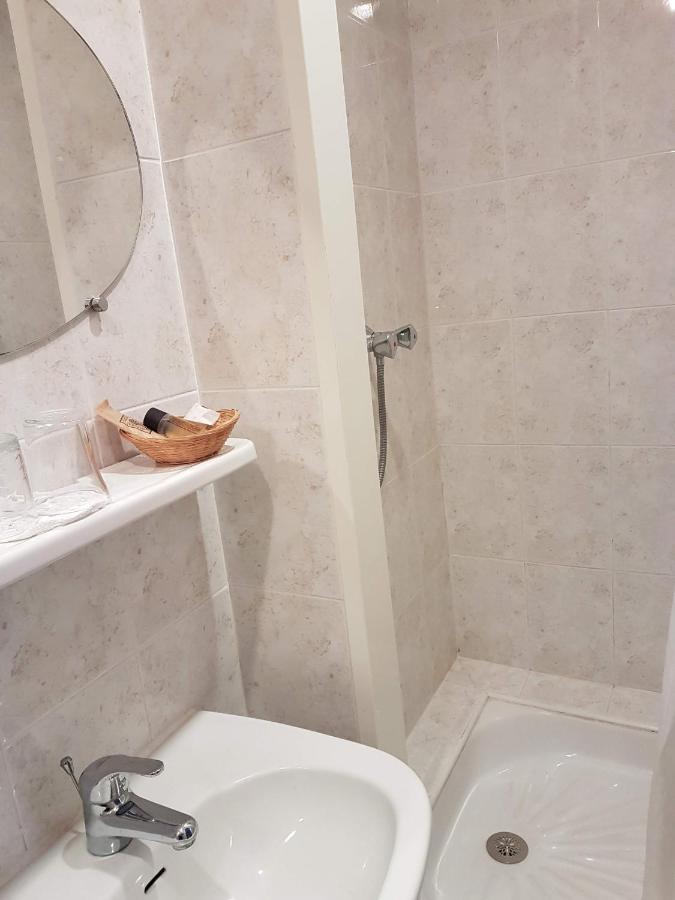 Hotel Cronstadt Nice Bagian luar foto