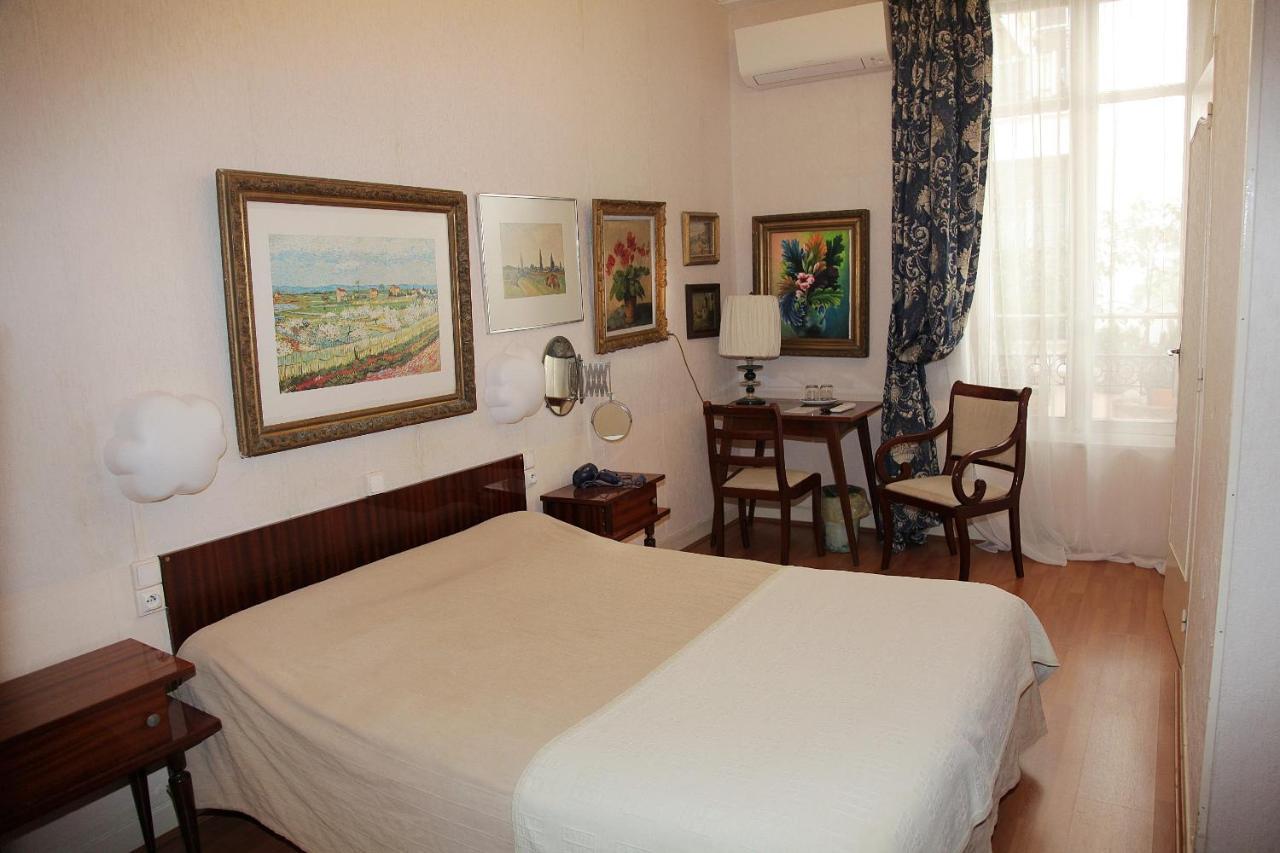 Hotel Cronstadt Nice Bagian luar foto