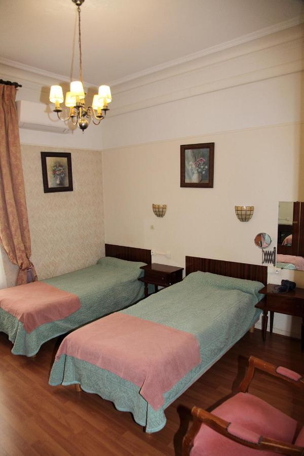 Hotel Cronstadt Nice Bagian luar foto
